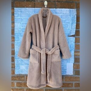 Pottery Barn Sherpa robe size medium